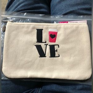 NWT Natural Market pouch by Thirty-one